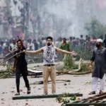 బంగ్లాదేశ్ అల్లర్లలో 1,000 మంది మృతి బంగ్లాదేశ్లో ఆందోళనలలో 1,000 మందికి పైగా ప్రాణాలు కోల్పోయినట్లు తాత్కాలిక ప్రభుత్వం వెల్లడించింది. 400 మందికి పైగా చూపు కోల్పోయారు.