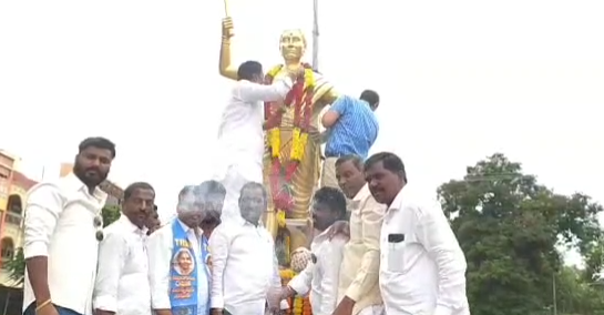 District Collector Ashish Sangwan honored Chakali Ailamma on her 129th birth anniversary, highlighting her fight for land and rights. Local leaders participated.