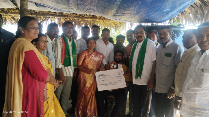 Kurupam MLA Toyaka Jagadishwari presented a ₹4 lakh CM Relief Fund cheque to Sunkilli Uday Kumar of Vikrampuram village, aiding his medical expenses.