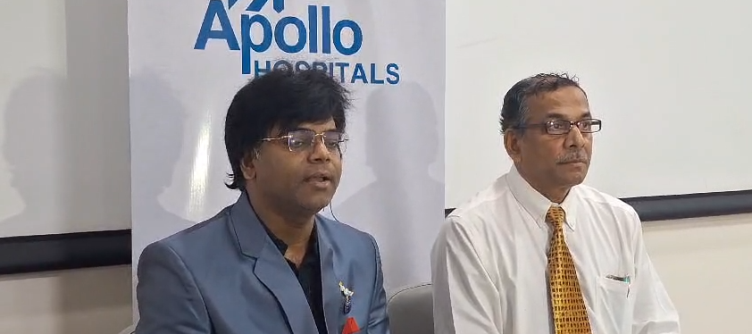 హైదరాబాద్‌లో జరిగిన 8వ ఆర్థ్రోప్లాస్టీ సమ్మిట్ 2024లో రోబోటిక్ శస్త్రచికిత్సల వినియోగం మరియు ప్రయోజనాలు చర్చించబడ్డాయి.