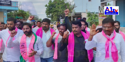 In Ramagundam, BRS leaders condemned the Congress government for not implementing the Raitu Bandhu scheme, demanding immediate financial support for farmers.