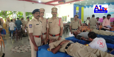 A blood donation camp was organized by Narsampet Police at Citizen Club as part of Amar Veerula Smruti Diwas. DCP Ravinder and other officials inaugurated the camp