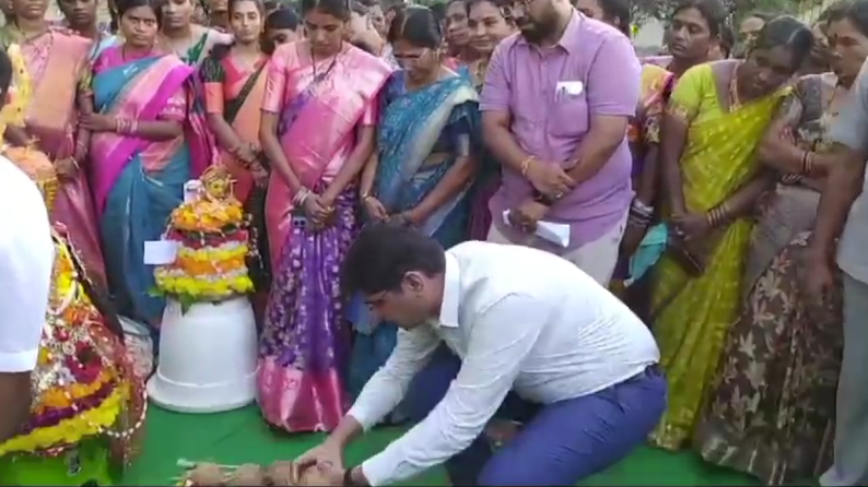The Bathukamma festival was celebrated in Kamareddy, emphasizing women's empowerment and participation in community activities. The Collector awarded prizes to outstanding women's groups.