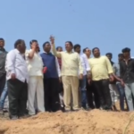 ఉచిత ఇసుక పాలసీతో రాష్ట్ర అభివృద్ధి The state government has introduced a free sand policy to promote construction and development. This initiative aims to ensure easy access to sand for citizens while monitoring its distribution effectively.