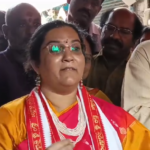 శ్రీ పైడితల్లి అమ్మవారి తొలేళ్ల సంబరాలు వైభవంగా ముగిసాయి Sri Paiditalli Ammavari First Festival was celebrated with great fervor, with devotees thronging the town. Cultural performances and religious rituals highlighted the event.