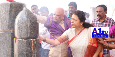 Mayor Gundu Sudharani and her husband participate in the 7th annual Bodrai festival in Warangal, performing special prayers with local leaders.