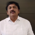 అయ్యన్నపాత్రుడిపై ఉమాశంకర్ గణేష్ విమర్శలు Former MLA Uma Shankar Ganesh criticized Speaker Ayanna Patra for misleading statements about sand prices. He raised concerns over the government's false promises.