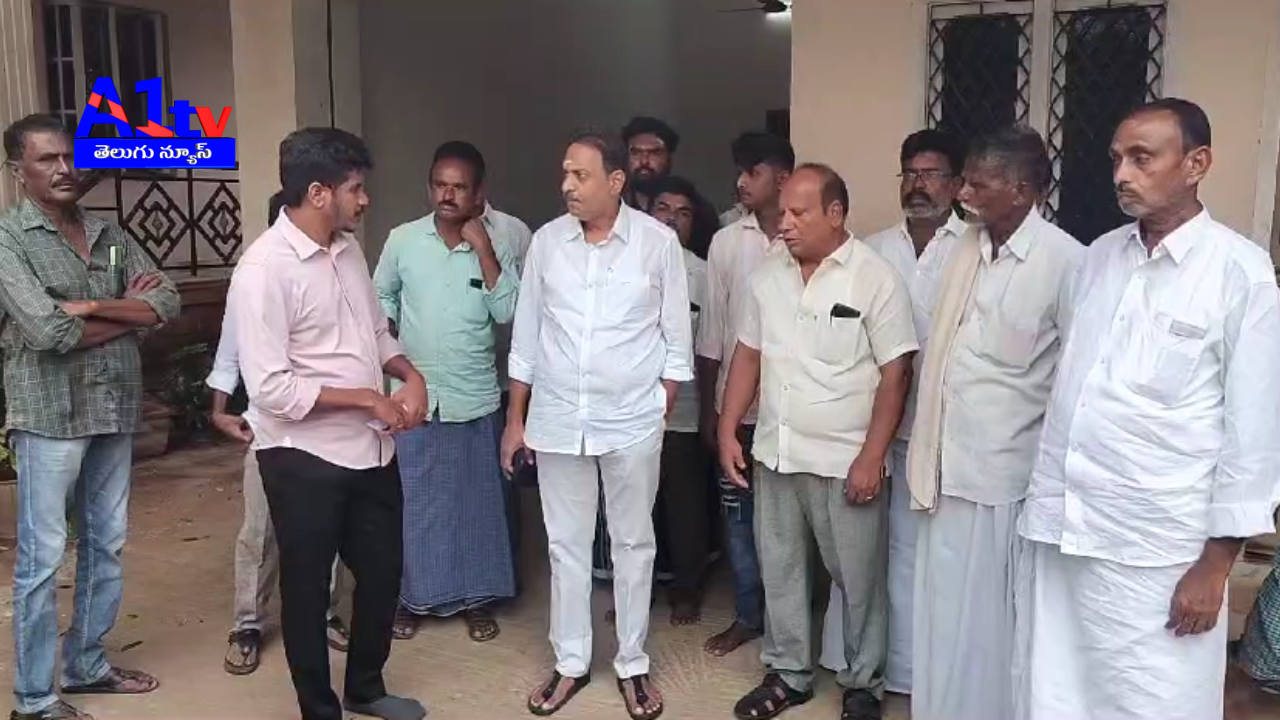 YSRCP leader Satish Reddy speaks on democratic elections and water tax issues after police surveillance in Vempalli.