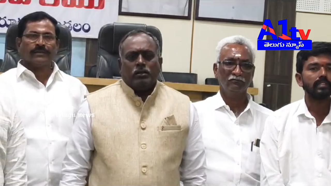 In Kakinda Rural Mandal, several elected MPTCs and sarpanches are failing to attend general body meetings, causing delays. With 18 members, half don't attend, delaying meetings.