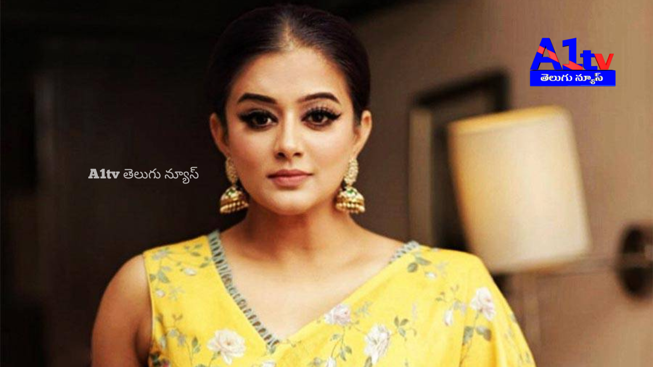 South industry star heroine Priyamani made interesting comments on Mani Ratnam. She stated that working with him is a great fortune.