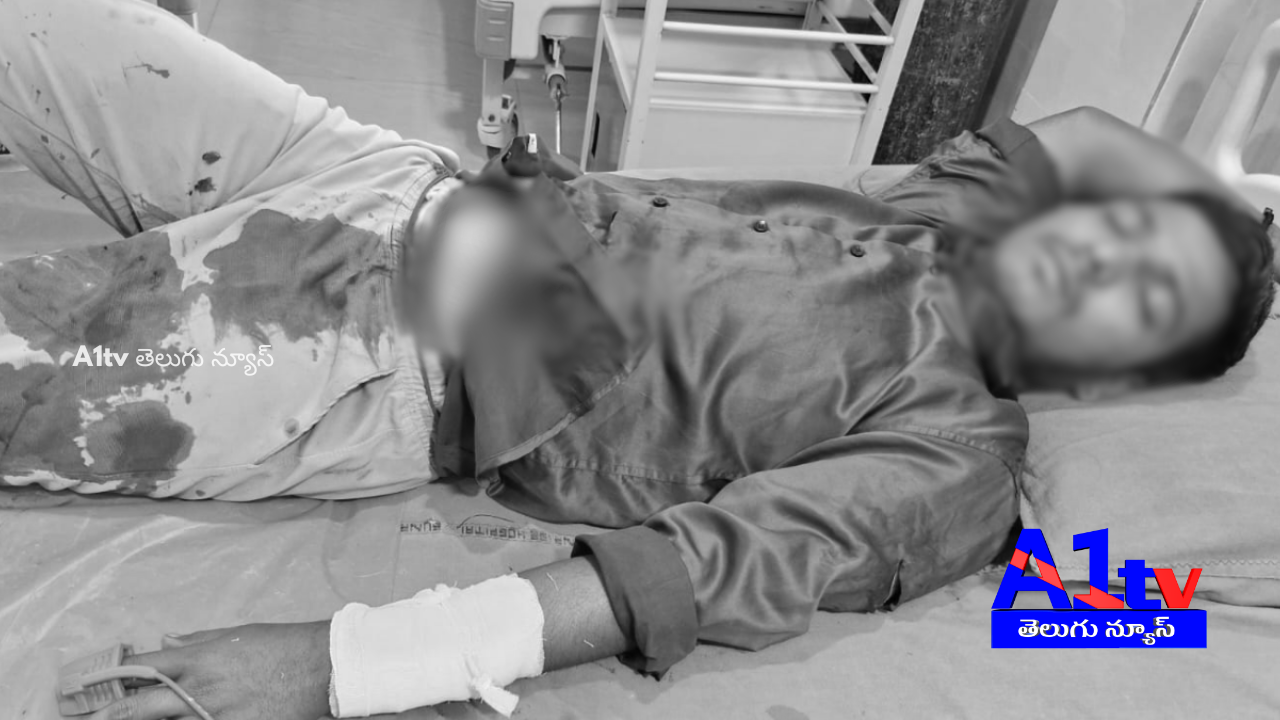 In Aij town, a youth named Nesh Mass (19) was attacked with a knife. He is receiving treatment in the hospital. The reasons for the attempted murder are yet to be revealed.