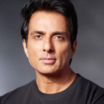 Famous actor Sonu Sood visited the AP Secretariat and met CM Chandrababu. He is donating ambulances to the state government.