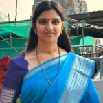 బెట్టింగ్ కేసు నుంచి విముక్తి కోరుతూ హైకోర్టును ఆశ్రయించిన శ్యామల Anchor Shyamala files a petition in the High Court seeking dismissal of the betting app case against her.