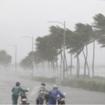ఏపీలో అకాల వర్షాలు – పంట నష్టం, రైతుల ఆవేదన! Unseasonal rains in AP have severely damaged crops. IMD warns of hailstorms and strong winds for the next four days.
