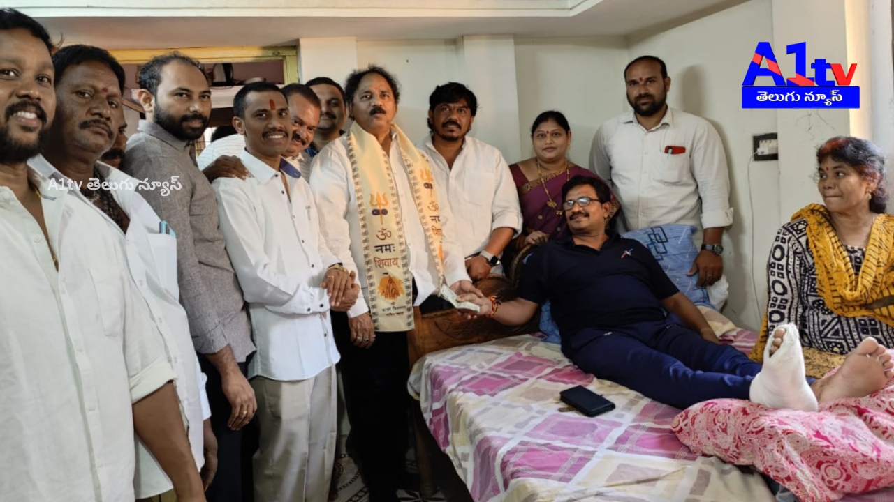 Former MLA Vasupalli Ganesh provided ₹10,000 medical aid to YSRCP leader Adapa Shiva as part of his welfare activities.