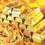 9 క్యారెట్ల బంగారంఫై కేంద్రం కీలక నిర్ణయం బంగారం ధరలు పెరిగి, చోరీలు కూడా అధికం. 9 క్యారెట్ల బంగారం ప్రవేశానికి కేంద్రం సన్నాహాలు చేస్తోంది. 10 గ్రాముల ధర రూ. 20K-30K.