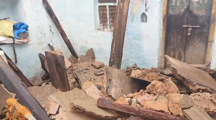 In Kadapa, Ramnamma's house collapsed due to heavy rains, leaving her in distress. She appeals for government support, as she has no resources.