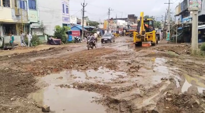 Protests erupted in Komarada demanding urgent repairs for a major interstate road plagued with potholes, affecting traffic and safety for three years.