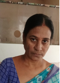బైంసా పట్టణంలో రాజీవ్ నగర్‌కు చెందిన మంజుల నడుస్తూ ఉన్నప్పుడు, బైక్‌పై వచ్చిన దుండగులు ఆమె బంగారు గొలుసు అపహరించారు. స్థానికులు ఆమెను ఆసుపత్రికి తరలించారు.