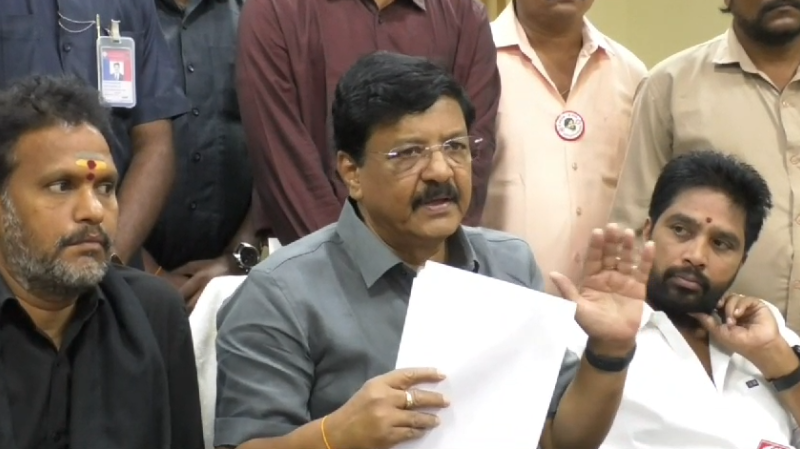 టూరిజం సినిమాటోగ్రఫీ శాఖ మంత్రి కందుల దుర్గేష్ వరల్డ్ టూరిజం డే సందర్భంగా టూరిజం అభివృద్ధిపై మాట్లాడారు. టూరిస్ట్ స్పాట్ల అభివృద్ధి, టెంపుల్ టూరిజం ప్రోత్సాహం, నూతన సర్క్యూట్స్ ఏర్పాటుపై ఆయన ప్రాధాన్యత చెప్పారు.