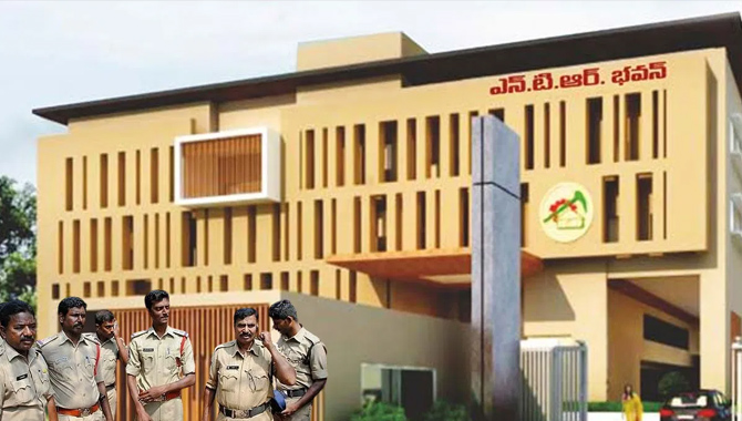 మంగళగిరి టీడీపీ కార్యాలయంపై దాడి కేసులో వైసీపీ నేతలకు హైకోర్టు బెయిల్ నిరాకరణ, కేసు కొనసాగింపు.