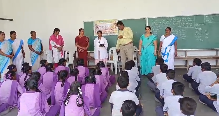 అబ్బినేని గుంటపాలెం MRZP స్కూల్‌లో కిశోర బాలికలకు పోషకాహారంపై అవగాహన, పరిశుభ్రతపై అవగాహన సదస్సు, బాల్య వివాహాల ప్రభావాలపై చర్చ.