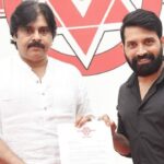 పవన్ కళ్యాణ్ పుట్టిన రోజు వేడుకలలో జానీ మాస్టర్ 2034లో జ‌న‌సేనాని ప్రధానిగా కూర్చొంటారని చెప్పారు. అభిమానులు ఆనందంతో కేరింతలు కొట్టారు. 'గబ్బర్ సింగ్' మూవీ రీ-రిలీజ్ కూడా సంబరంగా జరిగింది.