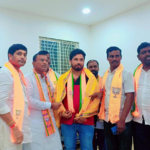 భైంసా పట్టణంలో ఎస్ ఎస్ ఫ్యాక్టరీలో సభ్యత్వ నమోదు కార్యక్రమం జరిగింది. జిల్లా అధ్యక్షుడు అంజి కుమార్ రెడ్డి ఆధ్వర్యంలో, సభ్యులు సన్మానించబడ్డారు.