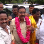 100 రోజుల్లో అద్భుత పాలన అందించిన ముఖ్యమంత్రి చంద్రబాబునాయుడుని ప్రజలు ప్రశంసిస్తున్నారు అని మంత్రి నారాయణ తెలిపారు. ప్రజా సంక్షేమ కార్యక్రమాలు కొనసాగుతున్నాయి.
