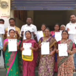 కామారెడ్డి మున్సిపల్ పరిధిలో, సబ్సిడీ వంటగ్యాస్ సిలిండర్ల పత్రాలను కౌన్సిలర్లు అందించారు. ఈ కార్యక్రమంలో సీఎం రేవంత్ రెడ్డికి కృతజ్ఞతలు తెలిపి ప్రజలకు సేవలు అందించారు