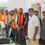 BJP leaders submitted a memorandum to the revenue divisional officer regarding various farmer issues. They demand full loan waiver and support for tenant farmers from the state government.