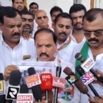 గజ్వేల్ ఎమ్మెల్యే క్యాంప్ కార్యాలయానికి కాంగ్రెస్ నాయకుల ముట్టడి Congress leaders protested at the Gajwel MLA camp office, demanding immediate distribution of Kalyana Lakshmi and Shaadi Mubarak checks, highlighting the absence of office staff.