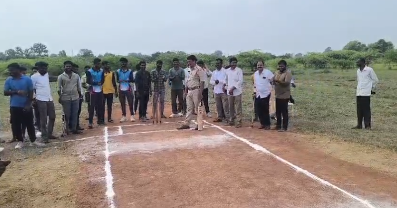 Cricket competitions held in Chinna Shankaram Peta emphasize mental well-being and friendship, promoting community spirit among participants.