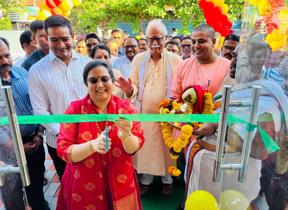 The newly constructed "Anna Canteen" near Ghosha Hospital in Vizianagaram was inaugurated by MLA Pusapati Aditi Vijayalakshmi Gajapathi Raju