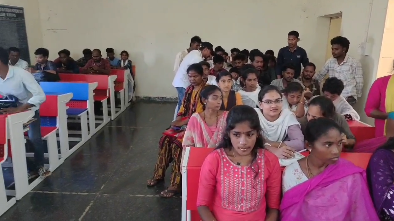 A job fair organized by the State Skill Development Corporation at Kurupam College saw 273 candidates attending, with 53 selected for jobs.