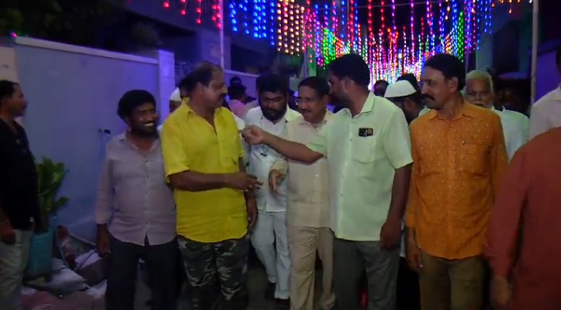In Nellore, Minister Dr. Ponguru Narayana and his wife visited Sri Mahalakshmi Temple, celebrating Devi Sharannavarathri with local devotees and offering special prayers.
