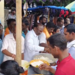 At the Amavasya Anna Daan event in Gajwel, Municipal Chairman Rajamouli highlighted the importance of food donations for peace and blessings to ancestors.