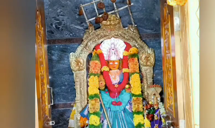 The silver crown was stolen from the Gangamma Temple in Jammalamadugu during the Dasara Navaratri celebrations, shocking the devotees and temple authorities.