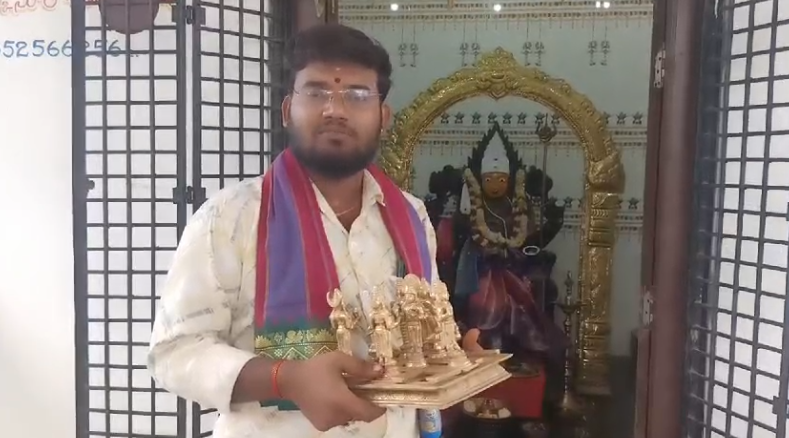 Thieves broke into Nallapochamma temple in Khanapur, stealing gold ornaments and silver idols. The priest discovered the robbery in the morning, prompting a police investigation.