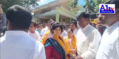 Emmiganur MLA Dr. B.V. Jayanageshwar Reddy announced that YCP councillors joined TDP, emphasizing that development in the state is only possible with Chandrababu Naidu's leadership.