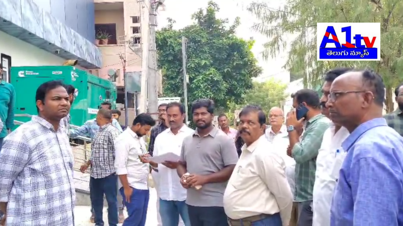 The Commissioner of the Municipal Corporation has warned of strict action against building violations in the city. During a recent inspection, he issued directives to clear construction materials obstructing roads and emphasized adherence to urban planning norms.