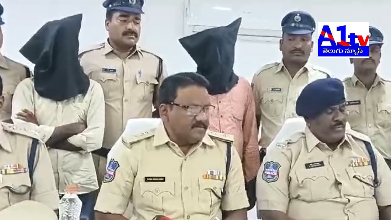 A psycho killer responsible for multiple murders in Medak district has been arrested. Police recovered gold, phones, and a laptop from him.