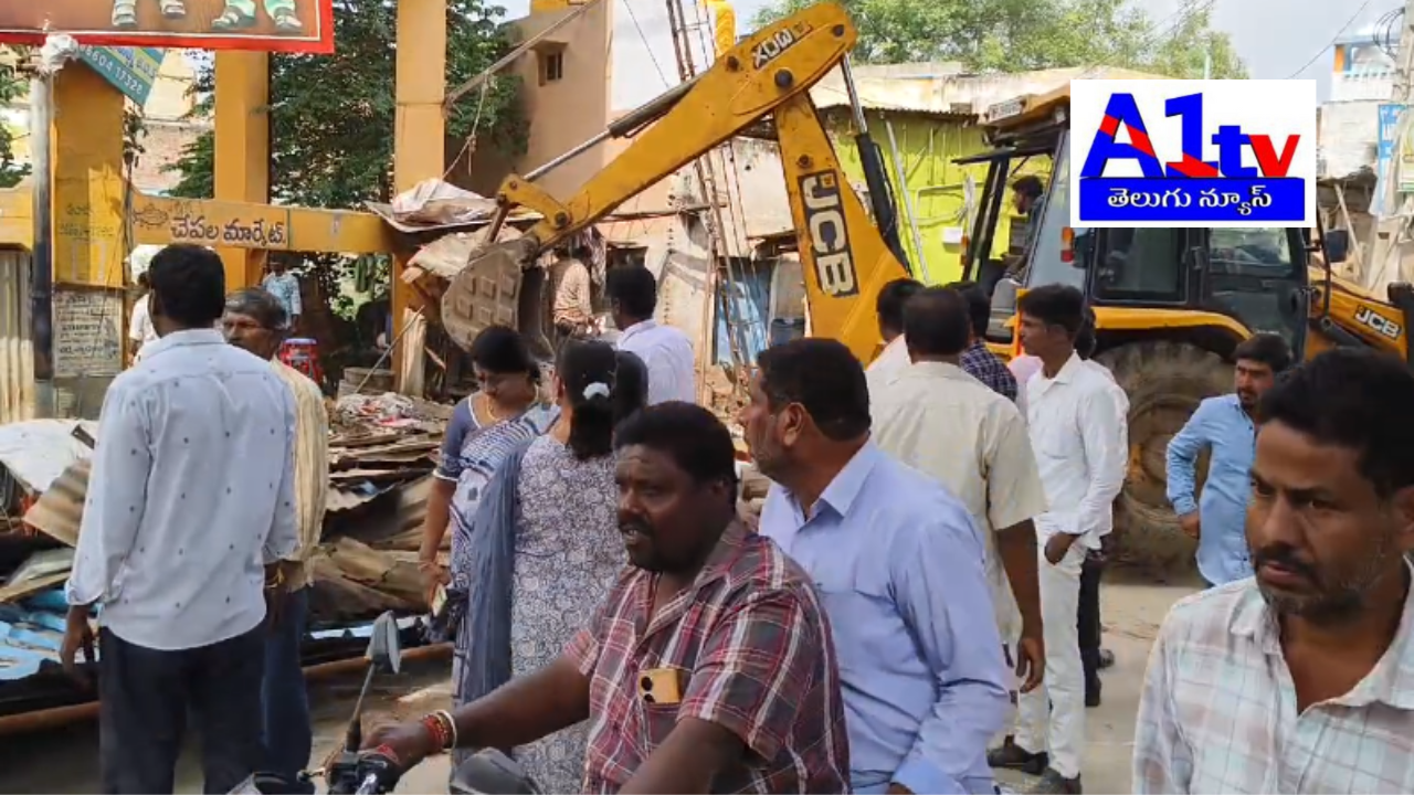 In B. Kothakota town, a major eviction drive was conducted under heavy security to remove illegal encroachments, addressing long-standing traffic issues.