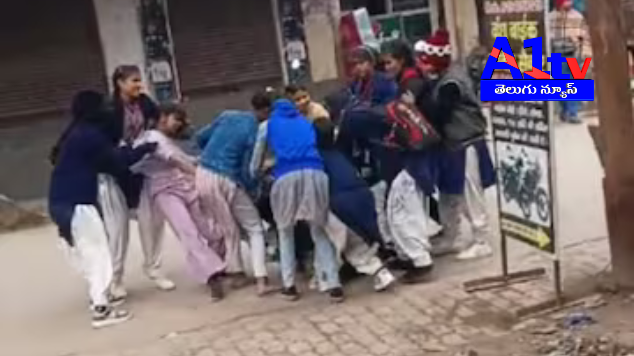 A bizarre incident unfolded in Singhwali, Bagpat, Uttar Pradesh, where two girls fought over a boy they both loved. The altercation occurred in a school compound