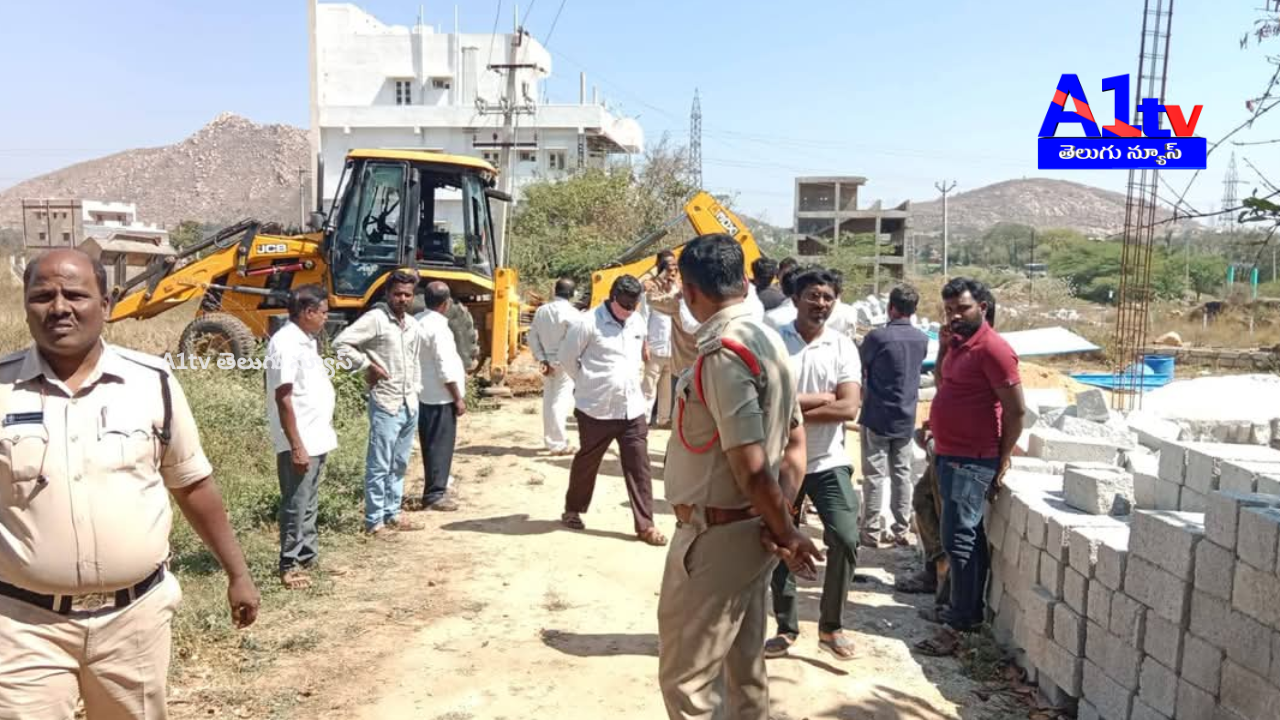AITUC condemned the attack on revenue officials in Madanapalle and demanded strict action against land encroachers.