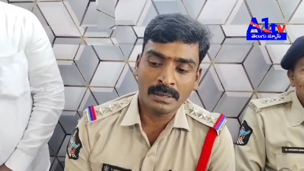 CCTV cameras are playing a key role in rural safety. A new CCTV store was inaugurated in Emmiganoor by the DSP.