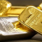 Due to US-China trade tensions, gold and silver prices rose sharply again, leaving buyers stunned by the unexpected surge.