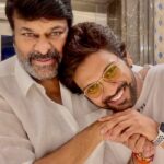 ప్రతి ఏడాది తెలుగు సినీ అభిమానులు ఎదురుచూసే ప్రత్యేక సమయం సంక్రాంతి సినిమాల పోటీ. పెద్దెత్తున విడుదలయ్యే సినిమాలతో థియేటర్లలో పండుగ వాతావరణమే కనిపిస్తుంది.ఈసారి కూడా అదే తరహాలో మూడు పెద్ద చిత్రాలు సంక్రాంతి బరిలోకి దిగనున్నాయి.మెగాస్టార్ చిరంజీవి ప్రధాన పాత్రలో ఓ భారీ మాస్ ఎంటర్టైనర్మాస్ మహారాజ రవితేజ నటిస్తున్న యాక్షన్ థ్రిల్లర్యు వ నటుడు నవీన్ పొలిశెట్టి వినూత్న కథతో తెరకెక్కిస్తున్న కామెడీ మూవీఈ మూడు సినిమాలు ఒకే టైంలో విడుదల అవ్వడం గతేడాది త్రిముఖ పోటీని గుర్తుచేస్తోంది. అప్పట్లో కూడా మూడు పెద్ద సినిమాలు బాక్సాఫీస్‌ వద్ద తలపడగా, ప్రేక్షకుల నుండి మంచి స్పందనలే వచ్చాయి. ఇప్పుడు మరోసారి అదే హంగామా మళ్ళీ రిపీట్ కానుంది. మెగా అభిమానులు, మాస్ ఆడియెన్స్, యువత మధ్య విభిన్న రుచులకు తగిన సినిమాలు థియేటర్లను శోభాయమానంగా మార్చబోతున్నాయి.ఈ సంక్రాంతికి గట్టిగ ప్రొమోషన్లు, పాటలు, ట్రైలర్లతో హైప్ పెంచుతున్న ఈ చిత్రాలు, బాక్సాఫీస్ వద్ద ఎవరు పైచేయి సాధిస్తారన్నది ఆసక్తికరంగా మారింది.