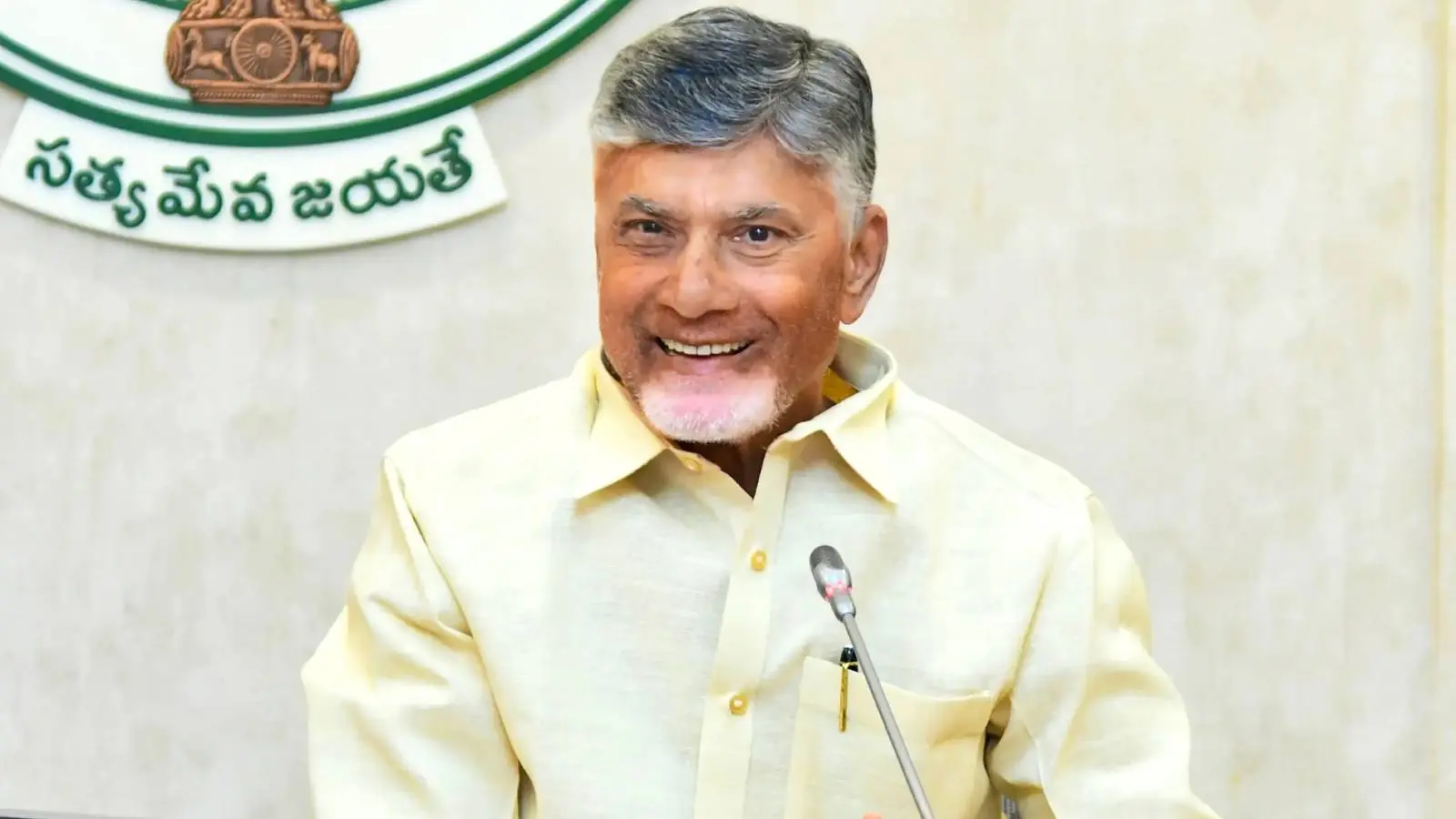 Andhra Pradesh CM Chandrababu Naidu praises ministers for their efforts during Montha cyclone