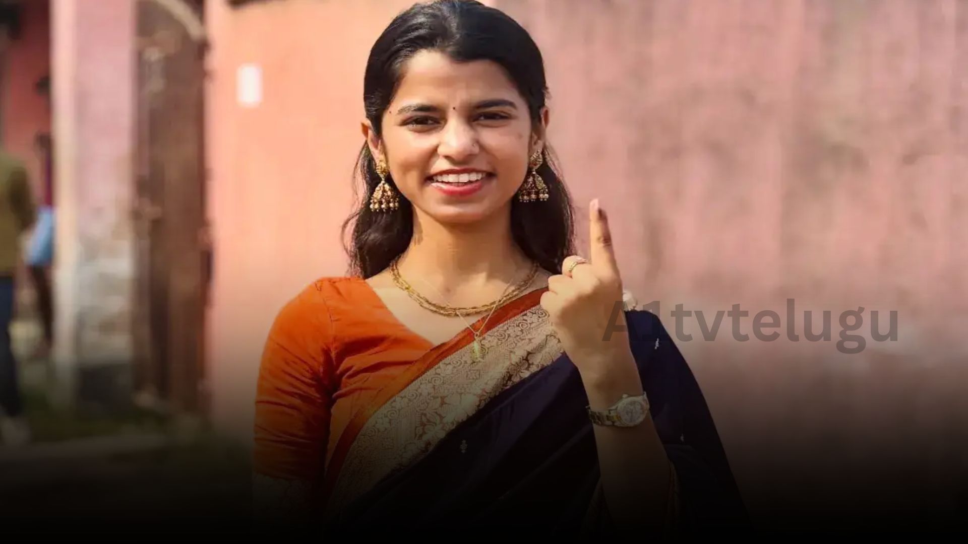 Mithali Thakur Bihar MLA with details of her assets and investments